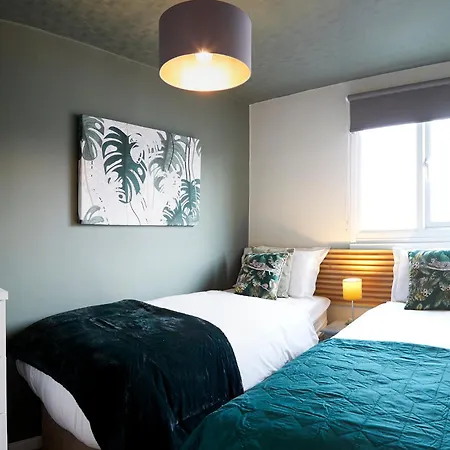 Crows Nest - Near North Bay Apartment *