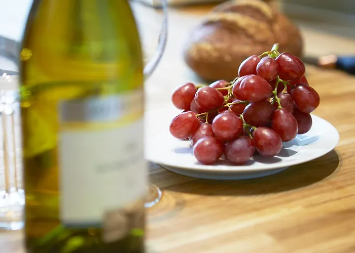 Crows Nest - Near North Bay