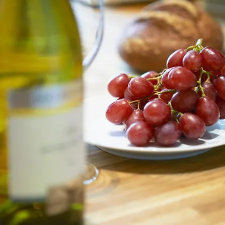 Crows Nest - Near North Bay